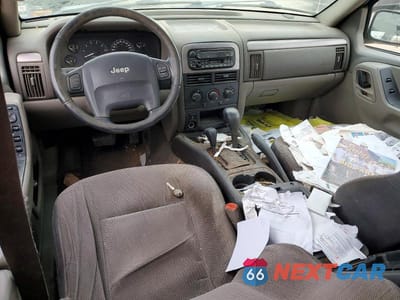 Zdjęcie 8 z 13 samochodu: 2004 JEEP GRAND CHEROKEE LAREDO VIN:1J4GW48S24C350027 - miniatura