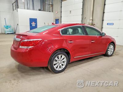 Trzecie zdjęcie samochodu z tyłu: 2013 BUICK LACROSSE VIN:1G4GC5ER0DF122205 - miniatura