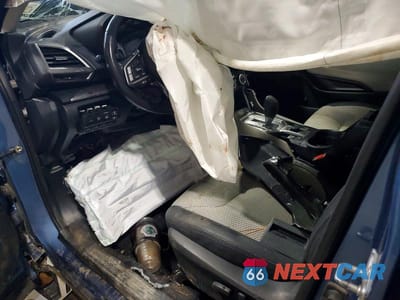 Zdjęcie 8 z 13 samochodu: 2023 SUBARU FORESTER PREMIUM VIN:JF2SKAEC5PH462448 - miniatura