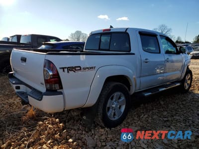 Trzecie zdjęcie samochodu z tyłu: 2014 TOYOTA TACOMA V6 VIN:5TFLU4EN7EX085270 - miniatura