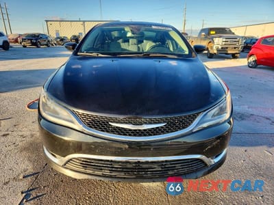 Piąte zdjęcie samochodu w środku: 2015 CHRYSLER 200 LIMITED VIN:1C3CCCAB4FN680099 - miniatura
