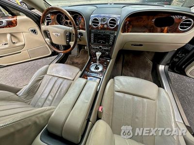 Zdjęcie 9 z 10 samochodu: 2008 BENTLEY CONTINENTAL FLYING SPUR VIN:SCBBR93W98C055885 - miniatura