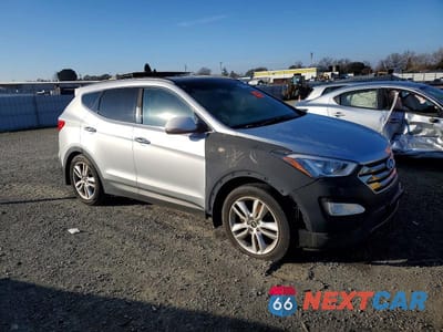 Czwarte zdjęcie samochodu z boku: 2016 HYUNDAI SANTA FE SPORT VIN:5XYZW4LA9GG346344 - miniatura