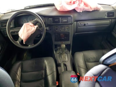 Zdjęcie 8 z 14 samochodu: 1998 VOLVO V70 GLT VIN:YV1LW5641W2371422 - miniatura