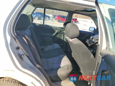 Zdjęcie 10 z 11 samochodu: 1998 VOLKSWAGEN JETTA GT VIN:3VWVA81H4WM127083 - miniatura