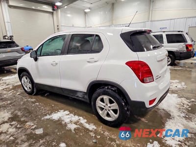 Drugie zdjęcie samochodu z przodu: 2020 CHEVROLET TRAX LS VIN:3GNCJNSBXLL264721 - miniatura