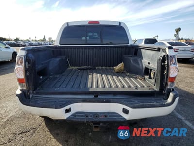 Zdjęcie 6 z 12 samochodu: 2005 TOYOTA TACOMA DOUBLE CAB PRERUNNER VIN:5TEJU62N45Z106950 - miniatura