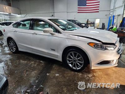Czwarte zdjęcie samochodu z boku: 2018 FORD FUSION SE PHEV VIN:3FA6P0PU2JR123501 - miniatura