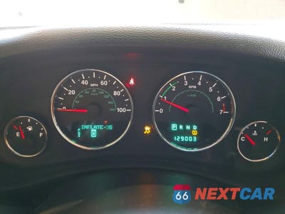 Zdjęcie 9 z 11 samochodu: 2013 JEEP WRANGLER UNLIMITED SAHARA VIN:1C4BJWEG5DL613413 - miniatura