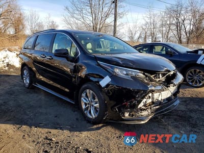 Czwarte zdjęcie samochodu z boku: 2025 TOYOTA SIENNA AWD HYBRID XLE VIN:5TDJSKFC2SS196633 - miniatura