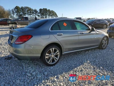 Trzecie zdjęcie samochodu z tyłu: 2015 MERCEDES-BENZ C 300 VIN:55SWF4JB0FU056433 - miniatura