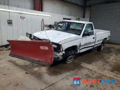 1988 CHEVROLET GMT-400 K2500 1GCFK24K5JZ172792 - główne zdjęcie licytacji z USA - miniatura