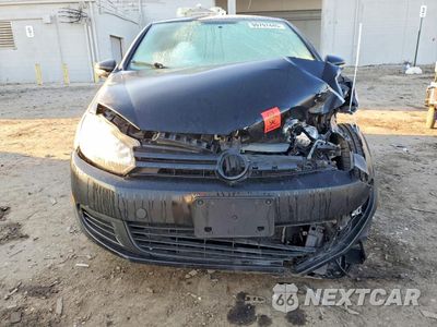 Piąte zdjęcie samochodu w środku: 2010 VOLKSWAGEN GOLF VIN:WVWBA7AJ8AW277497 - miniatura