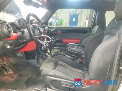 Zdjęcie 7 z 12 samochodu: 2019 MINI COOPER VIN:WMWXM9C55K2H38737 - miniatura
