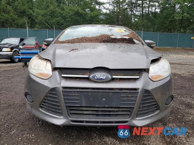 Piąte zdjęcie samochodu w środku: 2014 FORD FOCUS SE VIN:1FADP3F22EL322903 - miniatura