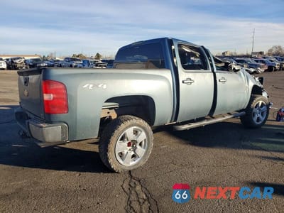 Trzecie zdjęcie samochodu z tyłu: 2009 CHEVROLET SILVERADO K1500 LTZ VIN:3GCEK33369G227709 - miniatura