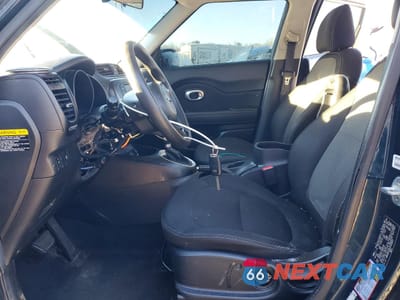 Zdjęcie 7 z 13 samochodu: 2017 KIA SOUL + VIN:KNDJP3A5XH7425871 - miniatura