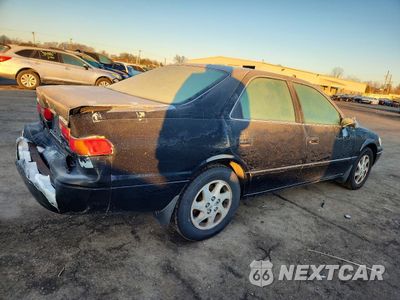 Trzecie zdjęcie samochodu z tyłu: 1999 TOYOTA CAMRY LE VIN:JT2BF28K6X0208699 - miniatura