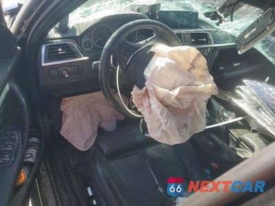 Zdjęcie 8 z 12 samochodu: 2018 BMW 330E VIN:WBA8E1C50JA159577 - miniatura