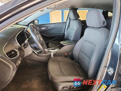 Zdjęcie 7 z 13 samochodu: 2017 CHEVROLET MALIBU LT VIN:1G1ZE5ST6HF176419 - miniatura