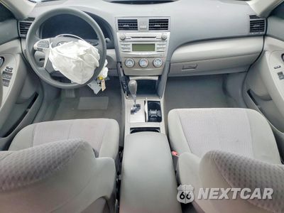 Zdjęcie 8 z 14 samochodu: 2010 TOYOTA CAMRY BASE VIN:4T4BF3EKXAR079143 - miniatura