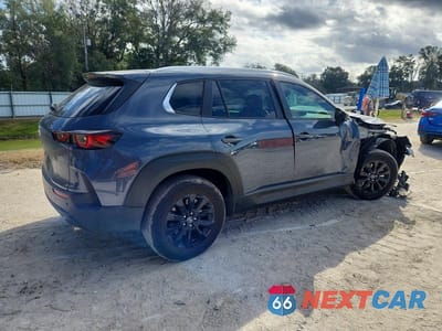 Trzecie zdjęcie samochodu z tyłu: 2026 MAZDA CX-50 PREFERRED VIN:7MMVABBL7TN459152 - miniatura