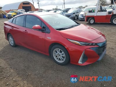 Czwarte zdjęcie samochodu z boku: 2018 TOYOTA PRIUS PRIME VIN:JTDKARFP3J3095796 - miniatura