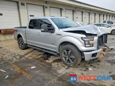 Czwarte zdjęcie samochodu z boku: 2017 FORD F150 SUPERCREW VIN:1FTEW1EG2HFA44008 - miniatura