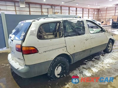 Trzecie zdjęcie samochodu z tyłu: 1999 TOYOTA SIENNA LE VIN:4T3ZF13C8XU100872 - miniatura