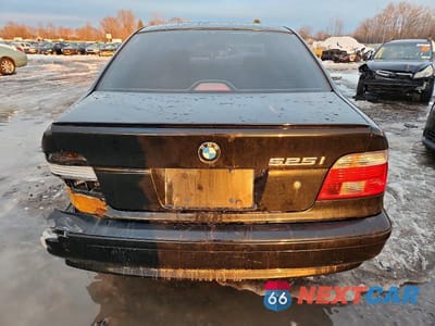 Zdjęcie 6 z 12 samochodu: 2001 BMW 525 I VIN:WBADT33431GF40539 - miniatura