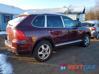 Trzecie zdjęcie samochodu z tyłu: 2005 PORSCHE CAYENNE VIN:WP1AA29P55LA24005 - miniatura