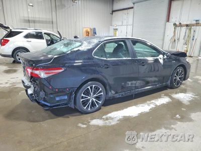 Trzecie zdjęcie samochodu z tyłu: 2019 TOYOTA CAMRY HYBRID VIN:4T1B21HK7KU522002 - miniatura