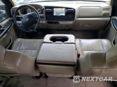 Zdjęcie 8 z 12 samochodu: 2005 FORD F250 SUPER DUTY VIN:1FTSW21P25EC32138 - miniatura