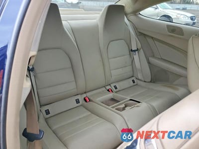 Zdjęcie 10 z 12 samochodu: 2012 MERCEDES-BENZ C 250 VIN:WDDGJ4HB4CF925137 - miniatura