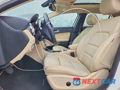 Zdjęcie 7 z 12 samochodu: 2018 MERCEDES-BENZ GLA 250 4MATIC VIN:WDCTG4GB5JJ491811 - miniatura