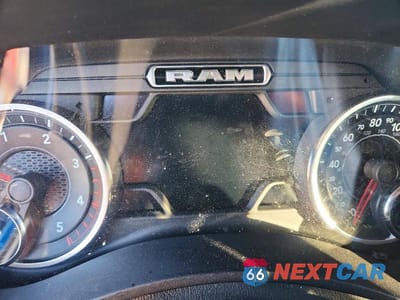 Zdjęcie 9 z 11 samochodu: 2021 RAM 2500 LARAMIE VIN:3C6UR5FL3MG621277 - miniatura