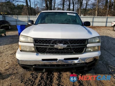 Piąte zdjęcie samochodu w środku: 2006 CHEVROLET SILVERADO K1500 VIN:1GCEK19BX6Z292433 - miniatura