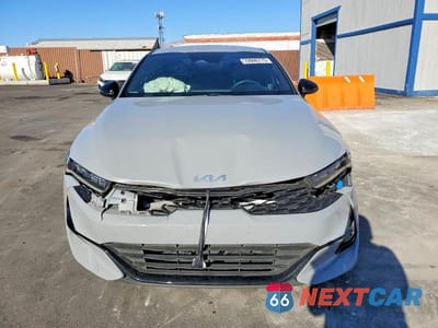 Piąte zdjęcie samochodu w środku: 2024 KIA K5 GT LINE VIN:5XXG64J28RG231549 - miniatura