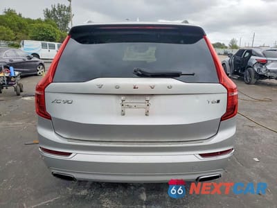 Zdjęcie 6 z 12 samochodu: 2017 VOLVO XC90 T6 VIN:YV4A22PK8H1177075 - miniatura