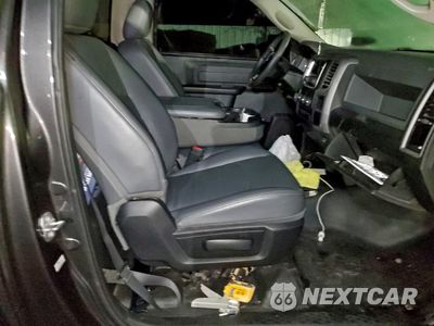 Zdjęcie 12 z 13 samochodu: 2016 RAM 1500 ST VIN:3C6JR6AG3GG382367 - miniatura