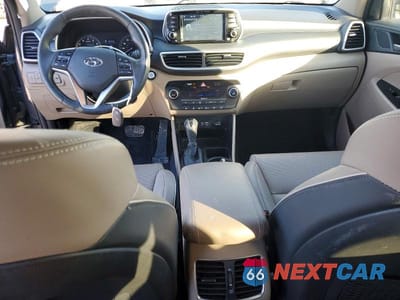 Zdjęcie 8 z 14 samochodu: 2019 HYUNDAI TUCSON LIMITED VIN:KM8J3CAL8KU009803 - miniatura