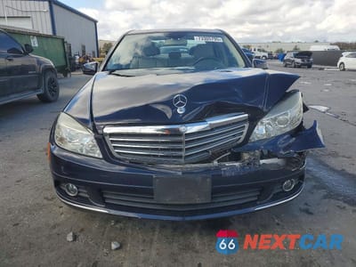 Piąte zdjęcie samochodu w środku: 2011 MERCEDES-BENZ C 300 4MATIC VIN:WDDGF8BB3BR139523 - miniatura