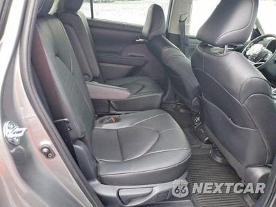 Zdjęcie 10 z 12 samochodu: 2026 TOYOTA HIGHLANDER XLE VIN:5TDKDRBH6TS598522 - miniatura