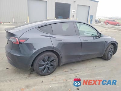Trzecie zdjęcie samochodu z tyłu: 2024 TESLA MODEL Y VIN:7SAYGDED0RF121159 - miniatura