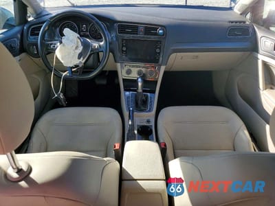 Zdjęcie 8 z 12 samochodu: 2018 VOLKSWAGEN GOLF S VIN:3VWG17AU4JM263173 - miniatura