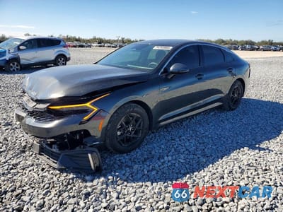 2025 KIA K5 LXS KNAG24J71S5281305 - główne zdjęcie licytacji z USA - miniatura