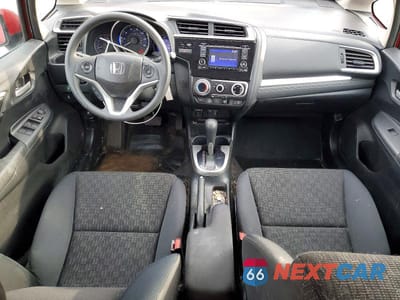 Zdjęcie 8 z 13 samochodu: 2015 HONDA FIT LX VIN:3HGGK5H59FM735055 - miniatura