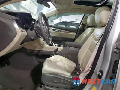Zdjęcie 7 z 12 samochodu: 2020 CADILLAC XT5 PREMIUM LUXURY VIN:1GYKNCRS0LZ187136 - miniatura