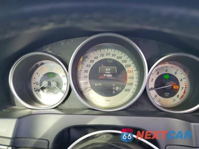 Zdjęcie 9 z 12 samochodu: 2015 MERCEDES-BENZ E 400 VIN:WDDKJ6FB5FF294380 - miniatura