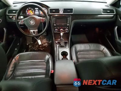 Zdjęcie 8 z 12 samochodu: 2015 VOLKSWAGEN PASSAT SEL VIN:1VWCV7A30FC027672 - miniatura